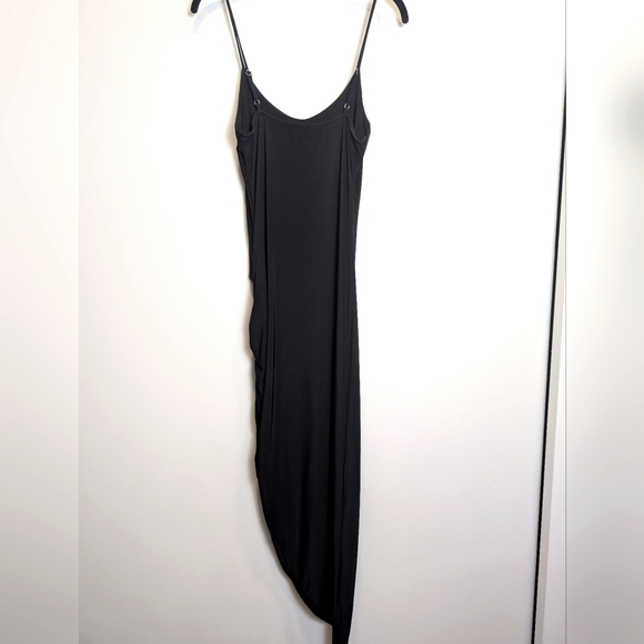 Black Asymmetrical Side Ruched Semi-Formal Fitted Midi Party Dress Size Medium - Picture 2 of 5